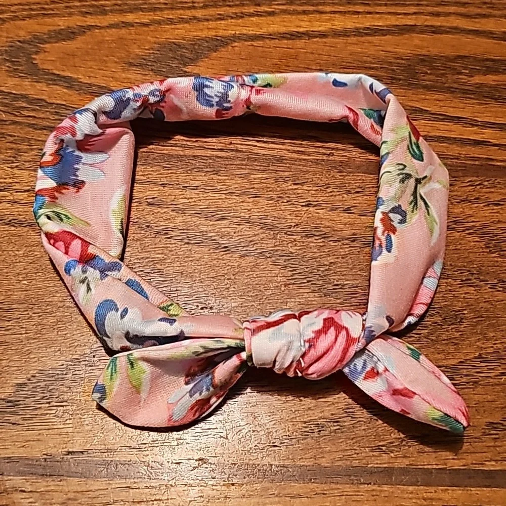 8 Headbands Size 0-6 Months